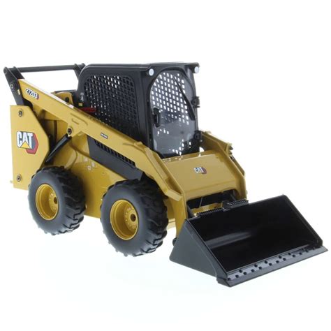 diecast masters skid steer|1:16 Scale Cat® 272D2 Skid Steer Loader with .